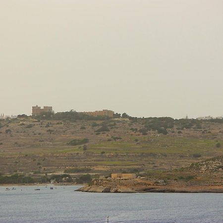 Modern & Spacious 2Br Penthouse With Terrace - Close To Qawra Beach San Pawl il-Baħar Extérieur photo