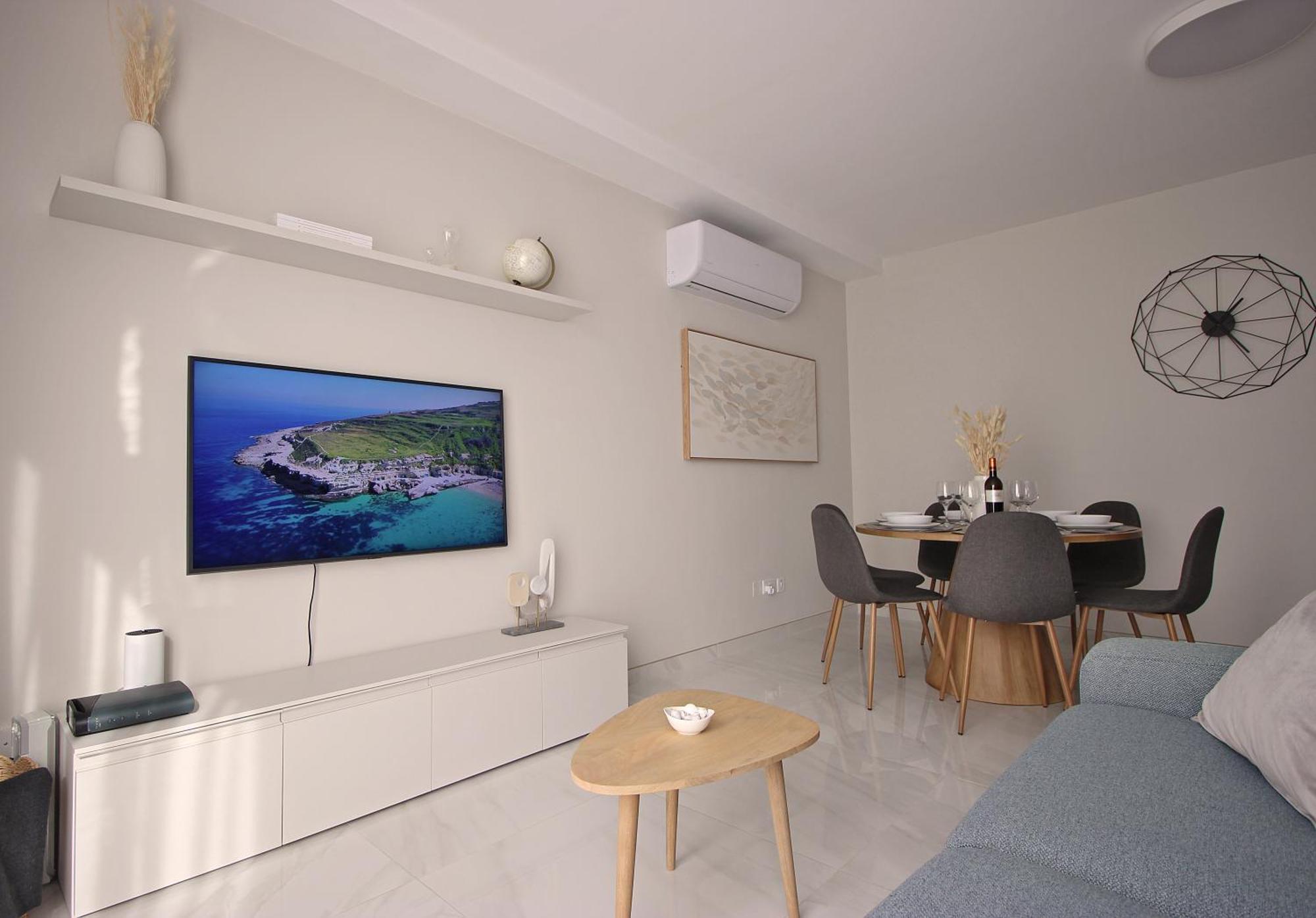 Modern & Spacious 2Br Penthouse With Terrace - Close To Qawra Beach San Pawl il-Baħar Extérieur photo